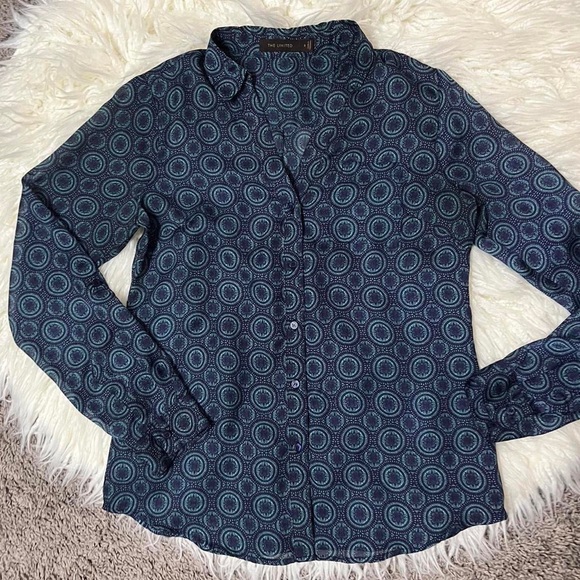 Sheer blouse - Picture 1 of 4